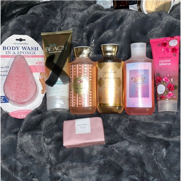 Bath and body works body wash
